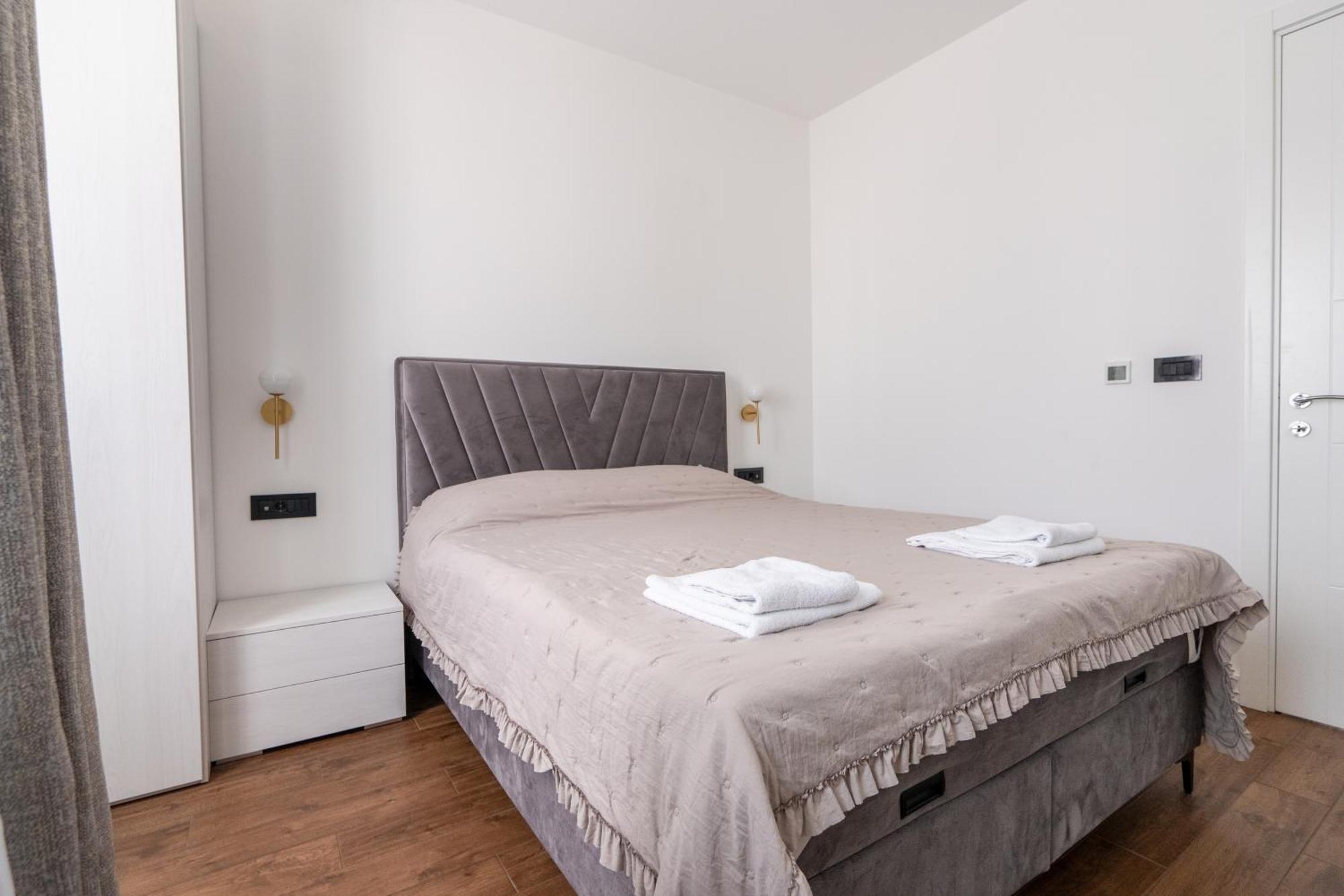 Kondina Suites Βελιγράδι Εξωτερικό φωτογραφία
